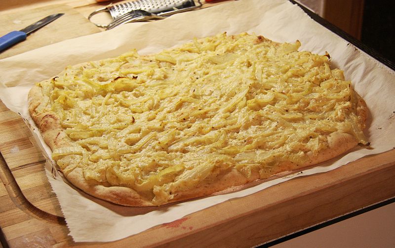 File:Zwiebelkuchen.jpg