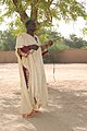 Un griot, dépositaire de la tradition orale en Afrique de l'Ouest, ici à Diffa, au Niger.