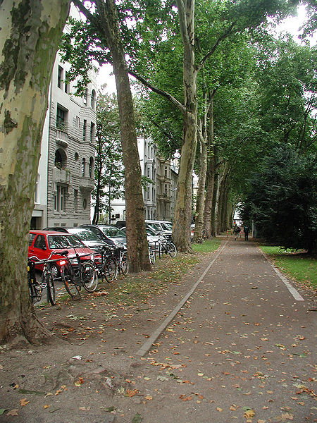 File:Koeln-J-Rathenauplatz-West.jpg