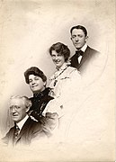 Portrait of the Four Cohans- Jerry, Helen, Josephine and George M (SAYRE 12134).jpg