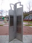 Memorial erigido en la Plaza Tres de Marzo, frente a la parroquia de San Francisco de Asís