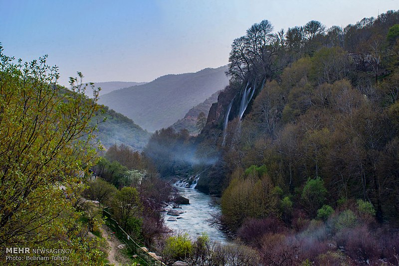 File:Bisheh Waterfall 20180324 04.jpg