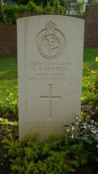 File:Grave of G.F. Bentley.jpg