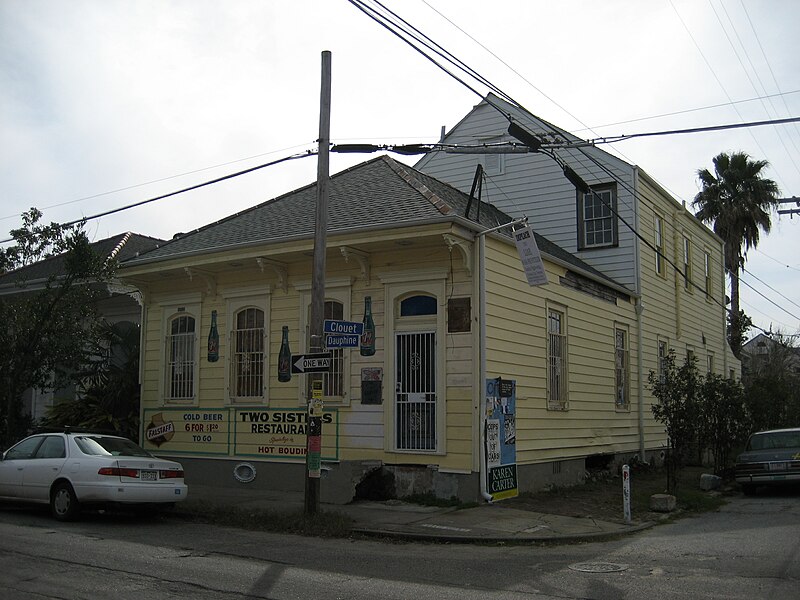 File:Bywater5Feb07TwoSistersFront.jpg