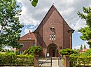 Katholische Kirche Heilig Geist mit Pfarrhaus