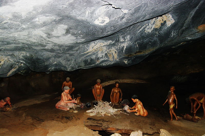 File:ZA-WC-cango-cave-01.jpg