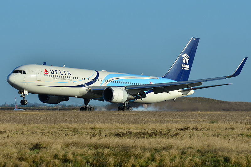 File:Boeing 767-300 Delta AL (DAL) "Habitat for humanity" N171DZ - MSN 29690 717 (9230305631).jpg