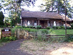 The Pioneer Mother's Memorial Cabin and DAR Museum in Champoeg