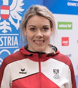 Andrea Limbacher bei der Einkleidung des österreichischen Teams für die Olympischen Winterspiele 2018