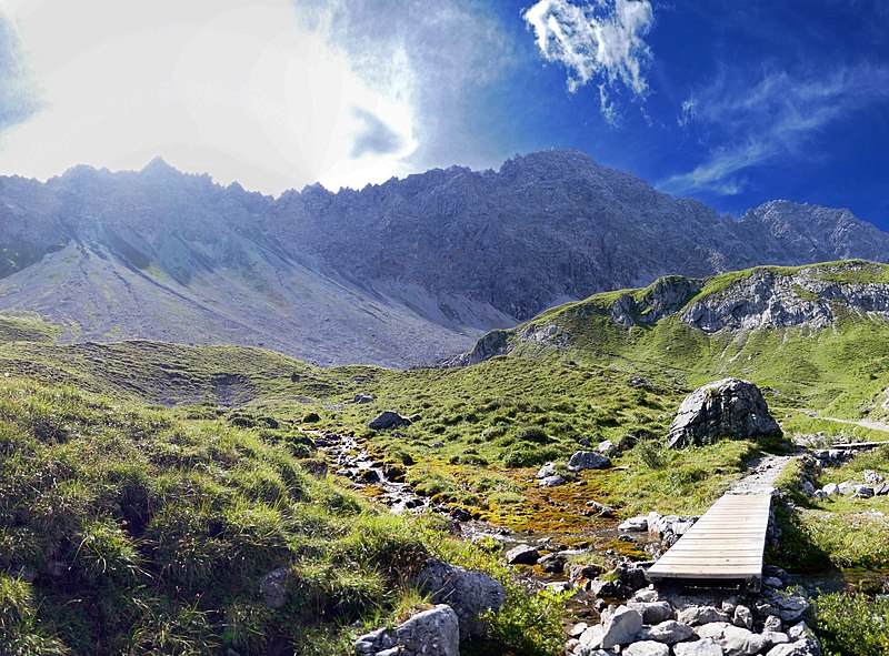 File:Arosa - bridge.jpg