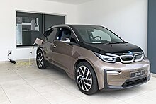 BMW i3 home charging CRI 04 2021 8137.jpg