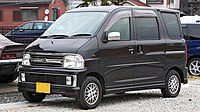 Facelifted Daihatsu Atrai Wagon (2001-2005)
