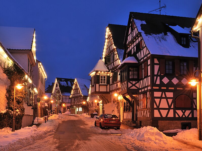 File:Schöckingen Weihnachten 2010.jpg