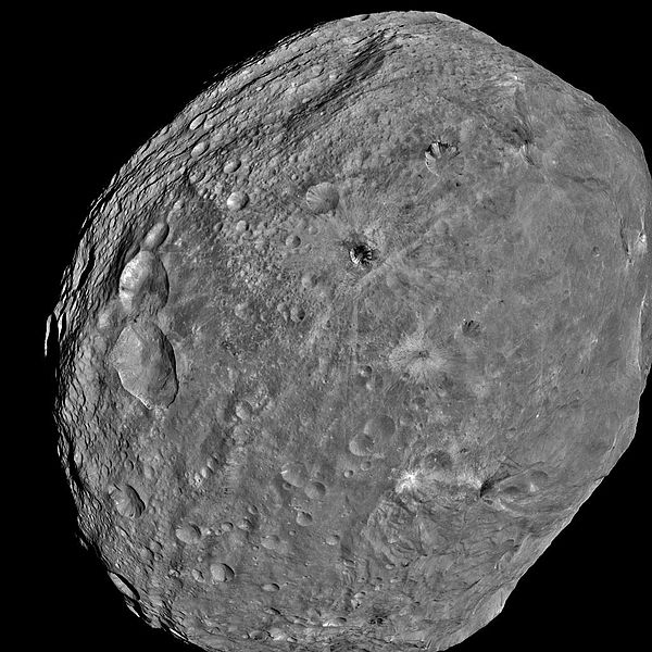 File:Vesta Full-Frame.jpg