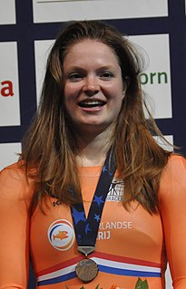 Steffie van der Peet (2021)