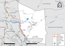 Carte en couleur présentant le réseau hydrographique de la commune