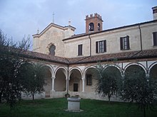 Abbazia Rodengo Chiostro Piccolo 01.JPG