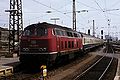 218 209-5 in purpurrot, 1985 im Hauptbahnhof in Nürnberg