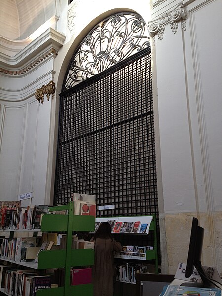 File:Couvent des Ursulines de Rouen - bibliothèque de quartier 14.jpg