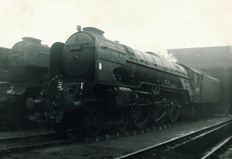 File:LNER Peppercorn Class "A1" 4-6-2 No.60118.jpg