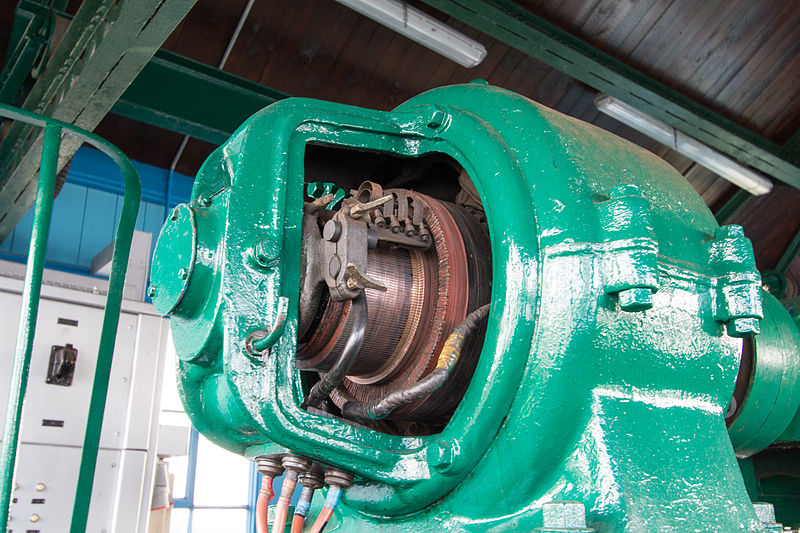 File:Newport Transporter Bridge engine 1.jpg