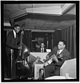 Billy Taylor mit Zutty Singleton und dem Gitarristen Leonard Ware