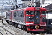 A Shinano Railway 115 series EMU in March 2018