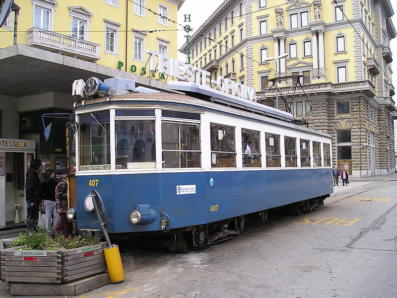 File:Trieste tram 407.JPG