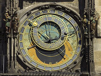 L’horloge astronomique de Prague, installée au XVe siècle dans une tour de l'hôtel de ville de la capitale tchèque, est la plus vieille du genre à être encore en fonction. (définition réelle 5 000 × 3 763)