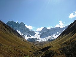 Berg i Chaukidalen