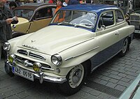 Škoda 445 sedã