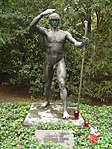 Estátua no Nordfriedhof, Düsseldorf