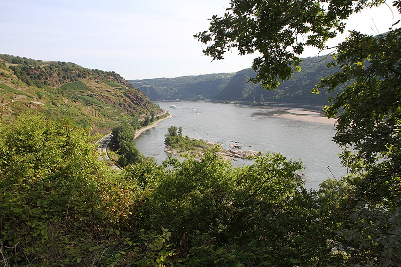 File:Untiefen des Rheins bei Oberwesel b).jpg