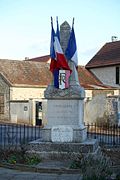 Orvilliers - Monument aux morts01.jpg