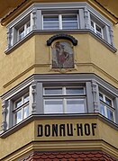 Donauhof Innsbruck Eckerker.jpg