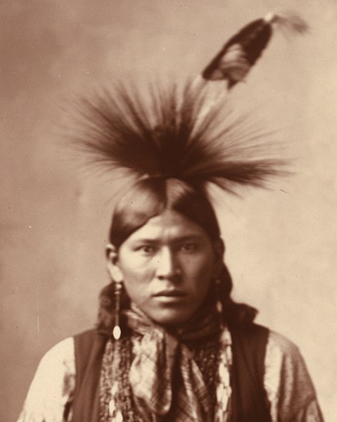 File:Father detail, from- Sauk Indian family by Frank Rinehart 1899 (cropped).jpg