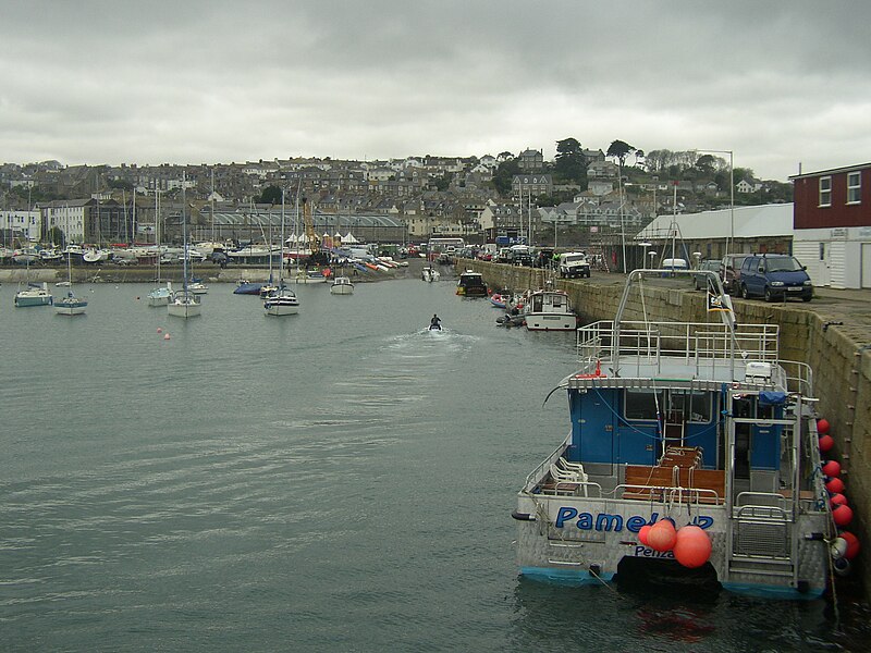 File:Port de Penzance.JPG