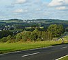 Blick von Südsüdwesten entlang der Kreisstraße 54 zwischen Hellenhahn-Schellenberg und Neustadt/Westerwald zum Salzburger Kopf