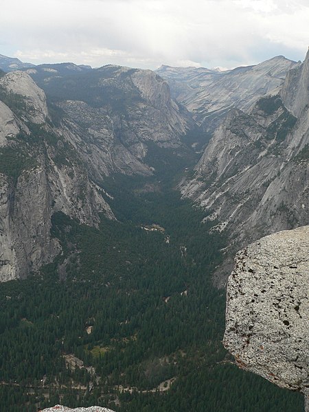 File:Yosemite (2920711973).jpg