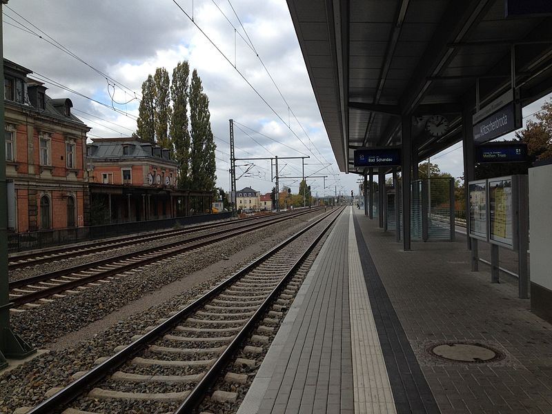 File:Bahnhof Radebeul West 02.JPG