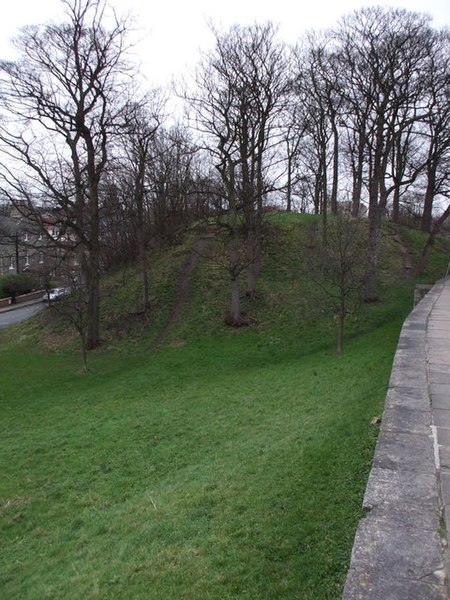 File:Baile Hill - geograph.org.uk - 677090.jpg