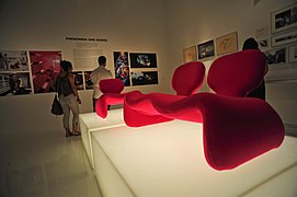 2001 Space Odyssey exhibit (8708477525).jpg