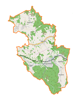 Mapa konturowa gminy Janowice Wielkie, u góry nieco na lewo znajduje się punkt z opisem „Pałac w Komarnie”