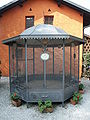 An example of a commercial home aviary in Italy.