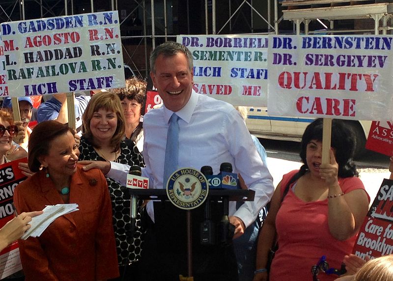 File:De Blasio Joins Nurses & Brooklyn Officials For Rally and March to Save L.I.C.H. (9442963585).jpg