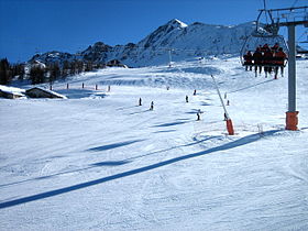 Vue aérienne de la station.