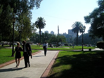 La Plaça Lavalle, dins lo quatièr de San Nicolás a Buenos Aires.