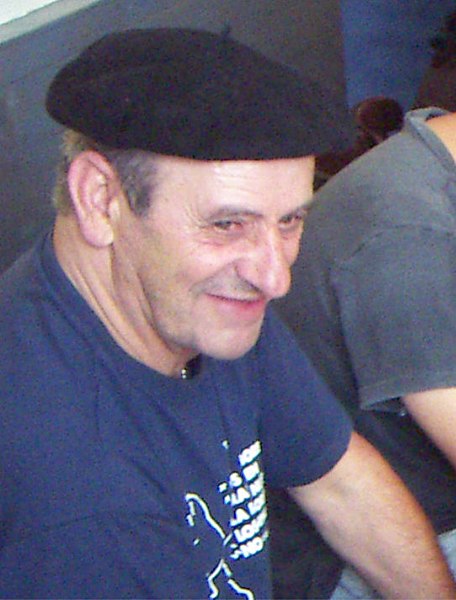 File:Xarlo Etxezaharreta.jpg