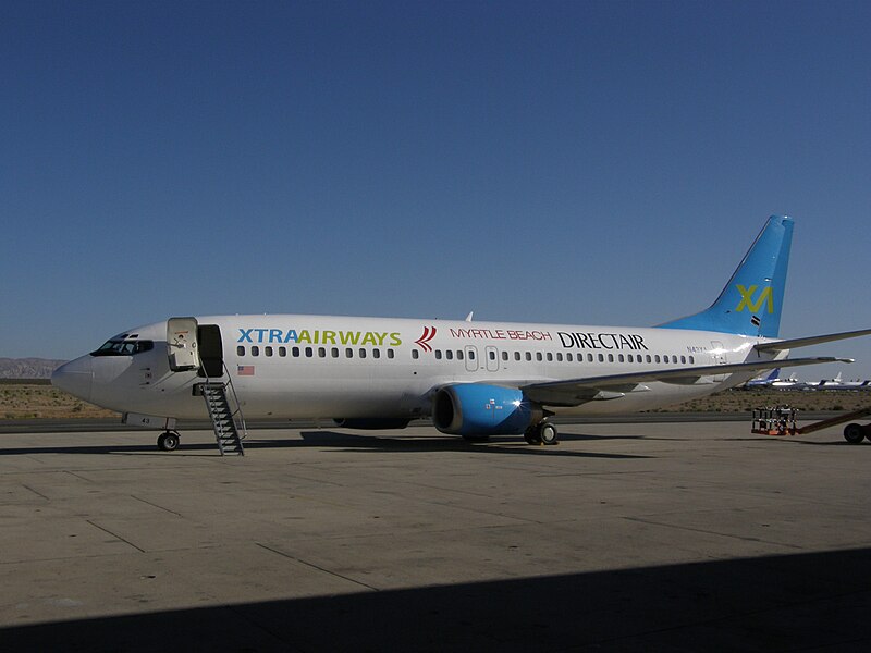 File:Boeing 737-400 (Xtra Airways) N43XA 02102007.jpg