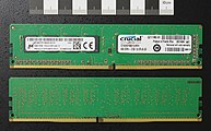 Deutsch: Crucial DDR4 DIMM 4GB